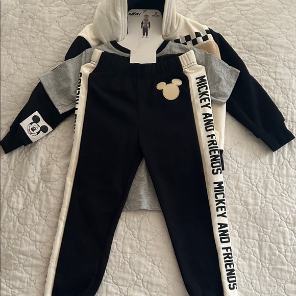 Disney Other - Disney Black and Cream Kids Set with Mickey